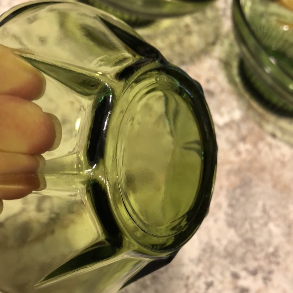 2 GREEN GLASS SMOOTH  SIDES W/RIBBED FOOT & 1 SMALL SUNBURST BOWL -SCALLOP TOP - Picture 8 of 12